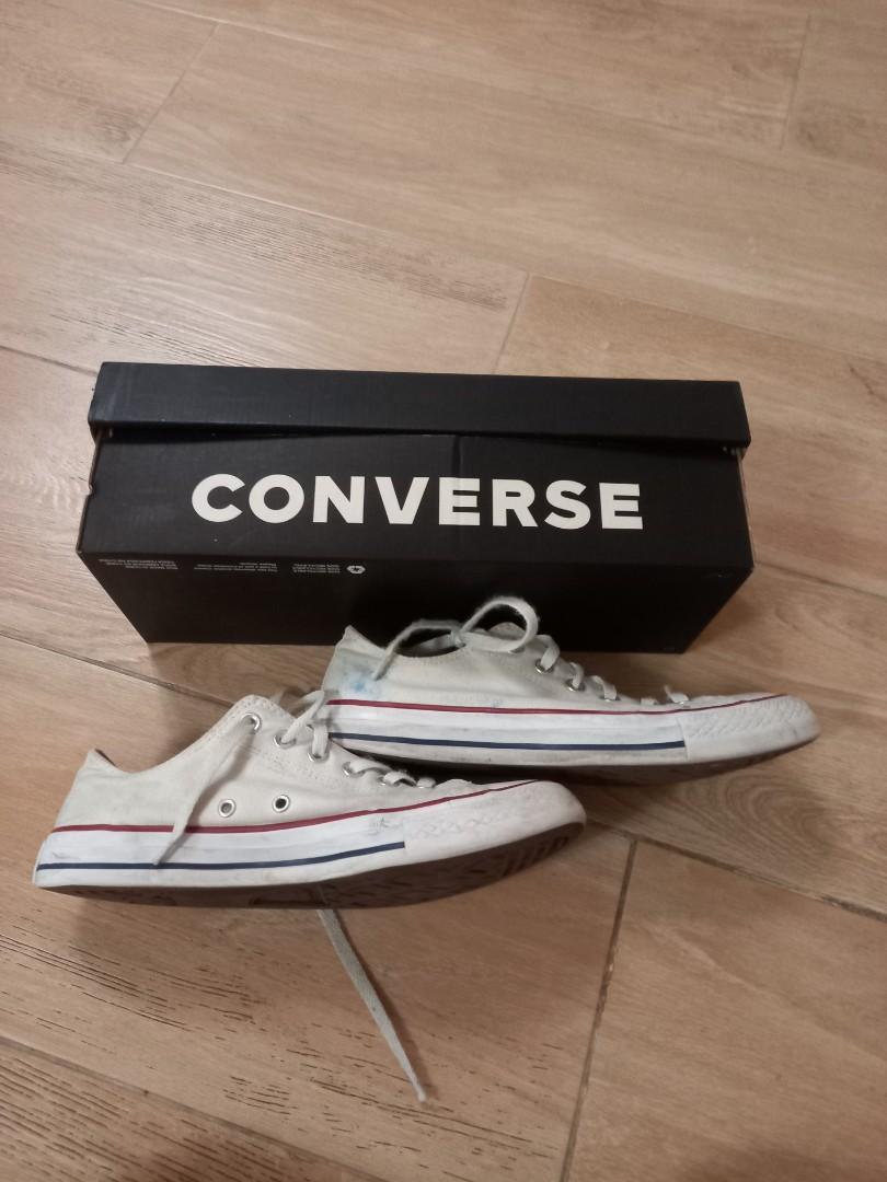 Converse White Size 41, 男裝, 男裝鞋- Carousell