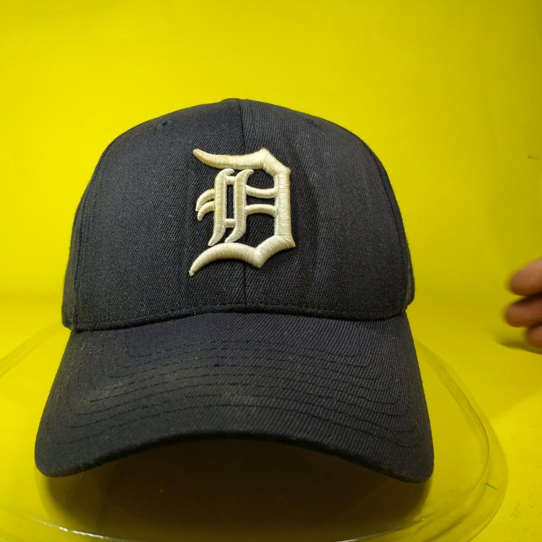 Detroit TIGERS MLB jersey tech New Era 9FORTY black Cap