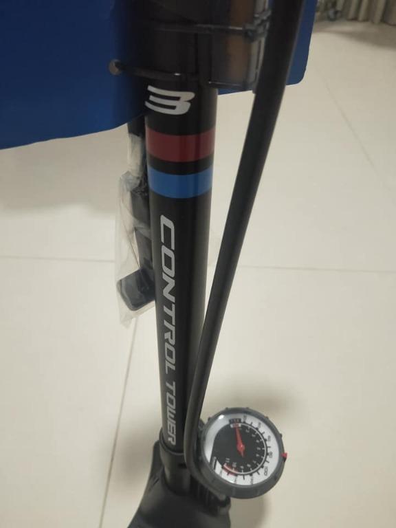 Giant Control Tower 3 Floor Pump 160 PSI, Sports Equipment, Bicycles