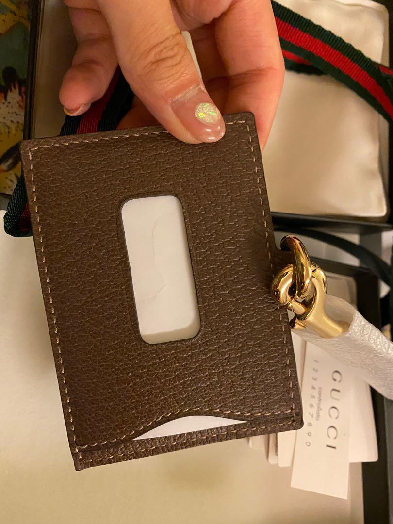 全新gucci證件橫向識別證帶 Moon 名牌精品 精品配件在旋轉拍賣 全新gucci證件橫向識別證帶 Moon 名牌精品 精品配件在旋轉拍賣