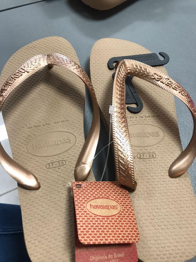 Havaianas chocolate shop