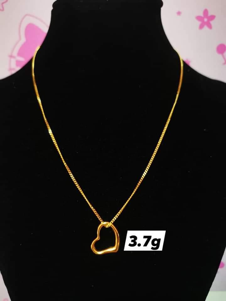Japan gold heart necklace, Luxury, Accessories on Carousell