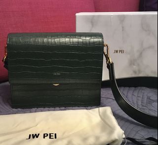 （分類：）位於 。 由 queenofsmallitems 提交（商品編號 1031058205，圖片 1）。簡介： 。
