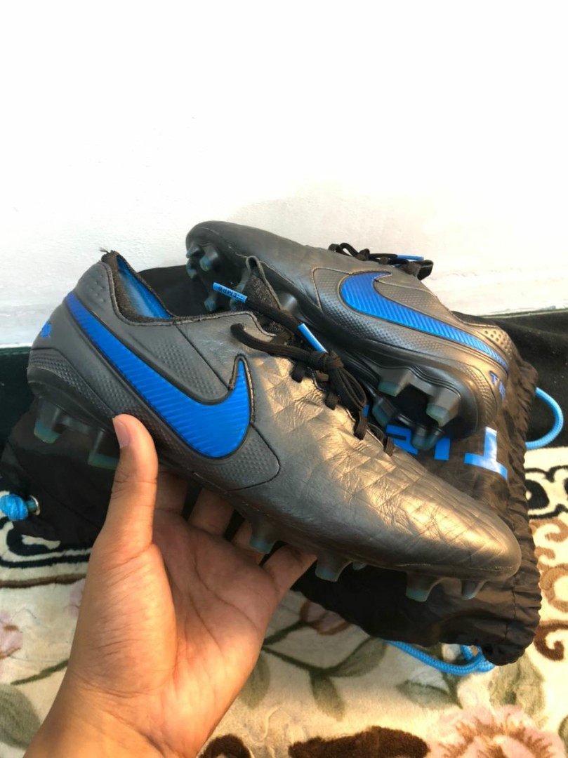 kasut bola nike tempo