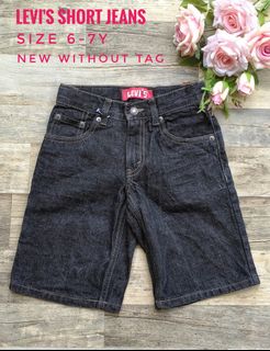 (Category: ) located in . Submitted by deqyah.wardrobe (Listing ID 1031152904, Image 1). Description: .