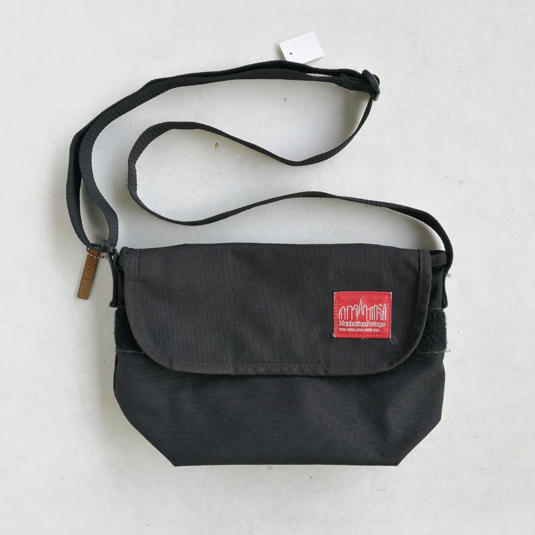 Manhattan sling bag discount