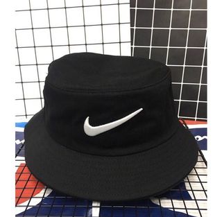 Urban Revivo White Print T Shirt Men S Fashion Tops Sets Formal Shirts On Carousell