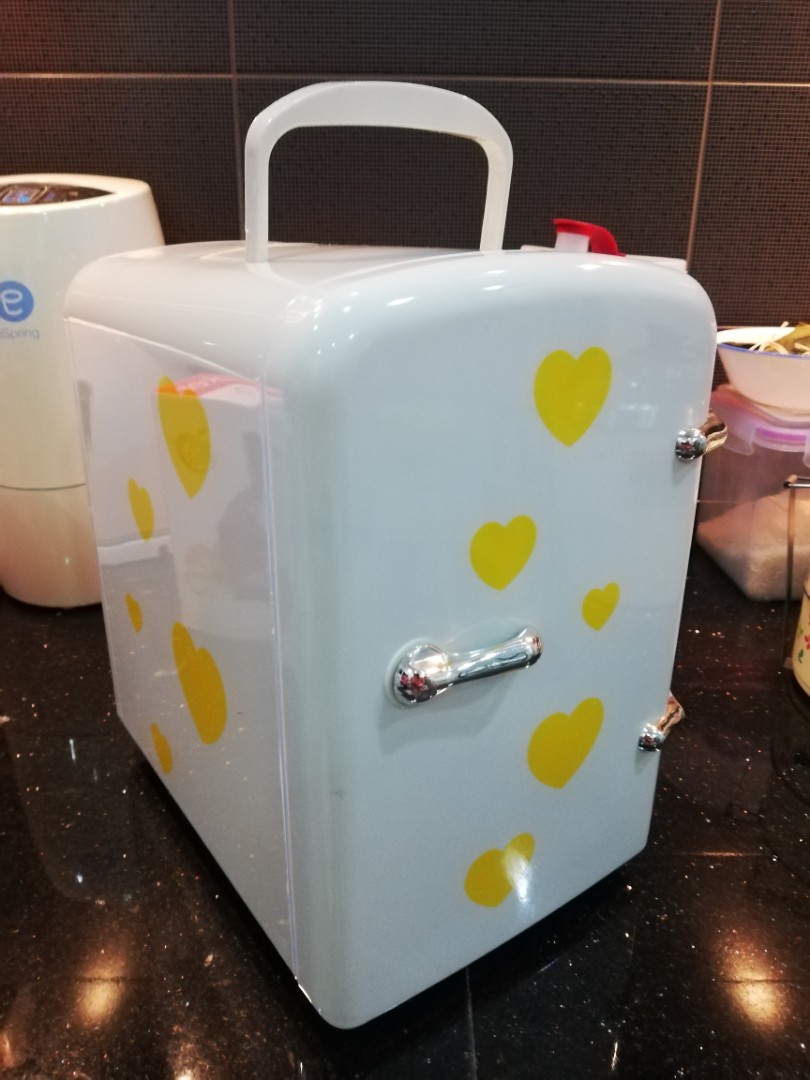 Portable Mini Fridge (cute heart design), TV & Home Appliances, Kitchen