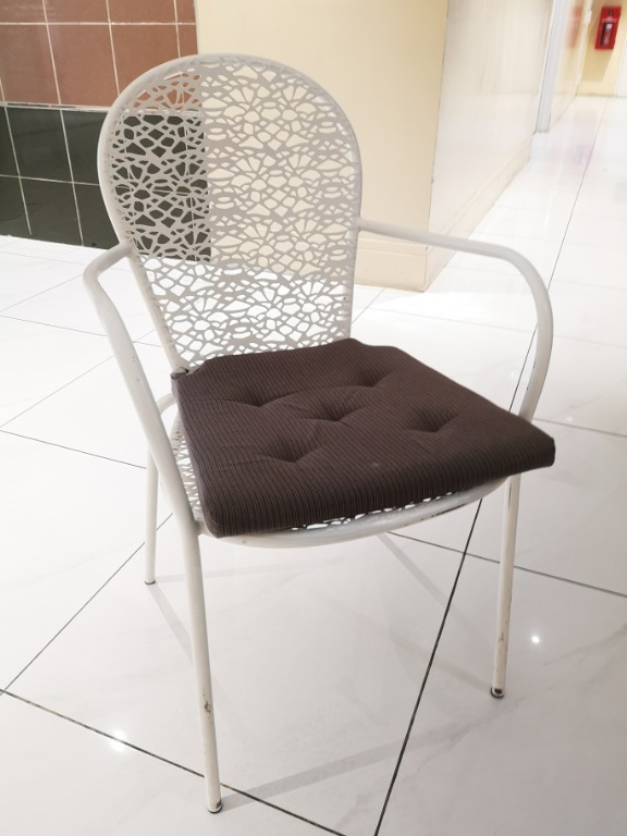 White Garden Tables, Furniture & Home Living, Furniture, Tablets & Sets