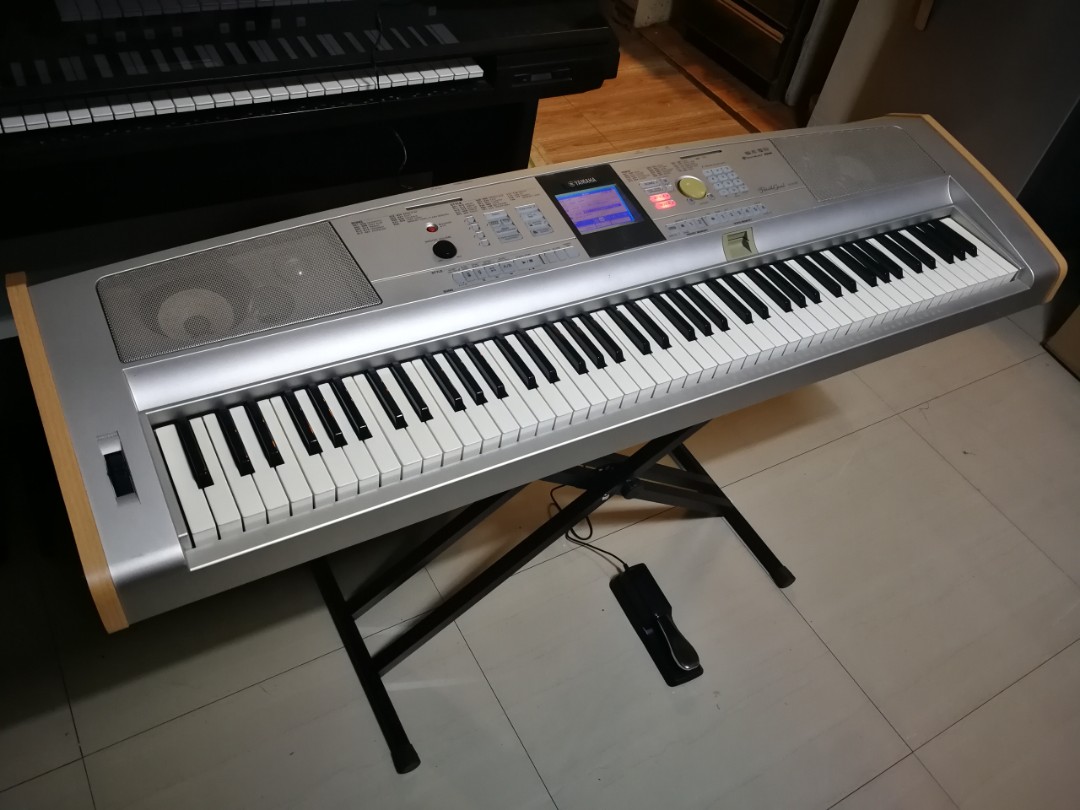 Yamaha dgx 505 best sale