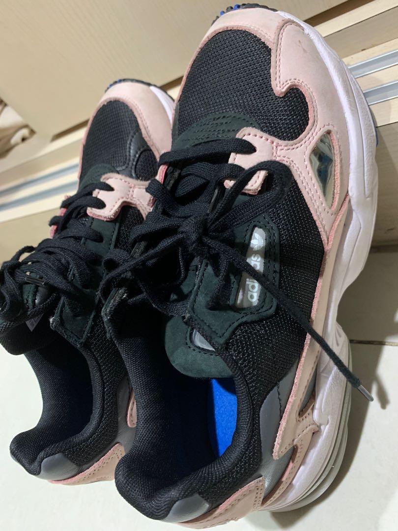 Harga adidas falcon x kylie jenner hot sale