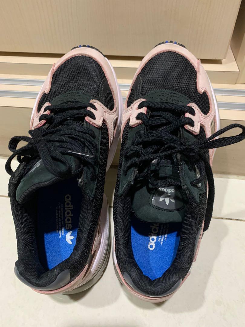 Harga adidas falcon x kylie jenner store