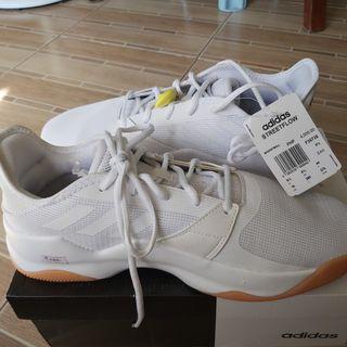 adidas street flow white