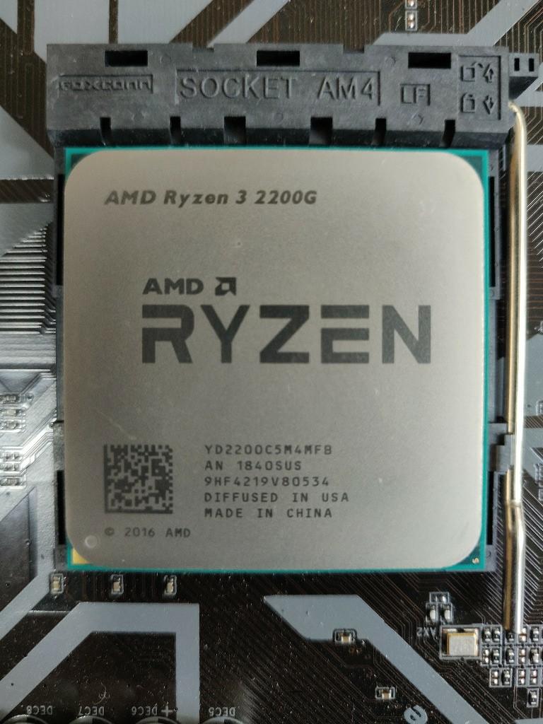 Amd quad core. AMD Ryzen 3 2200g. Ryzen 5 2200g