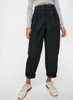 Aritzia Wilfred Free Day Off Pant