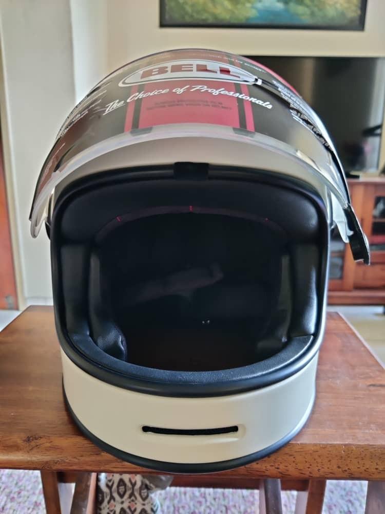 Bell bullitt carbon hustle top