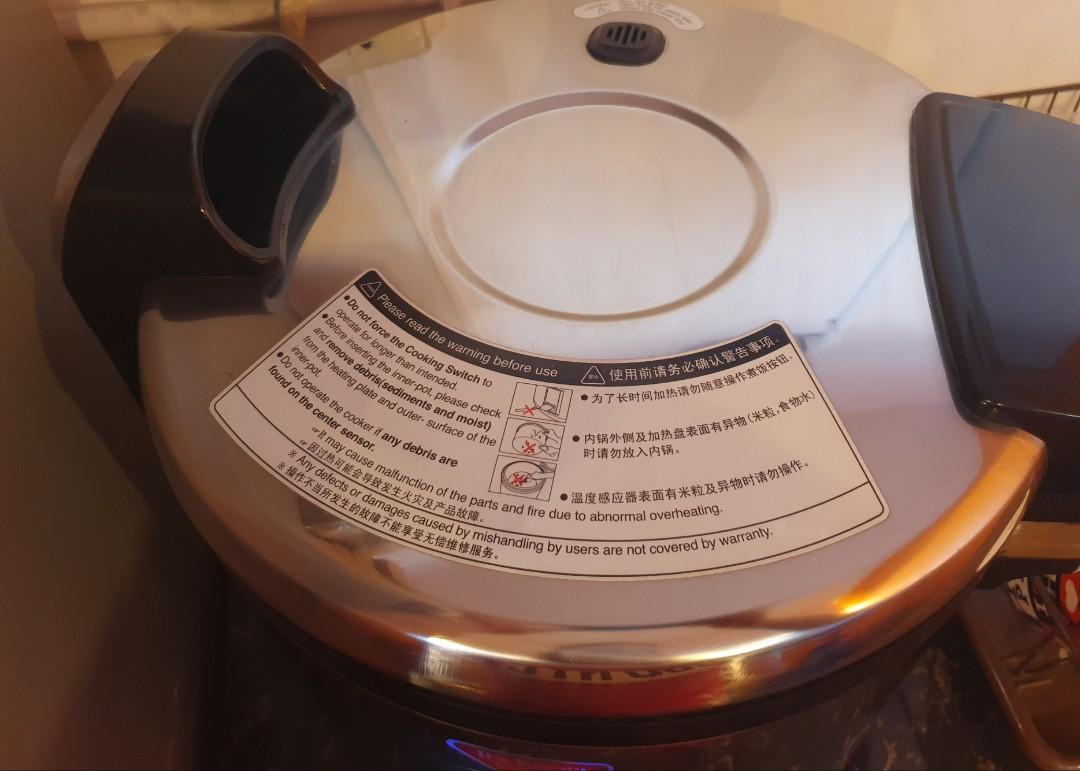 Cuckoo Rice Cooker 5.4 liters (Category: Cookers) located in Pasig City. Submitted by goesaboutanything (Listing ID 1031355738, Image 3). Description: About this item ✔Up to 30 cups (5.4 litres). 377 x 373 x 373 mm 1460 W (cooking) / 160 W (heat retaining) ✔Electric heating method. Inner pot with PTFE pre-coating. ✔Aluminium roasting pot PTFE coated. Removable hygiene lid. Trusted brand: With 40 years of experience, Cuckoo has perfected the art o
