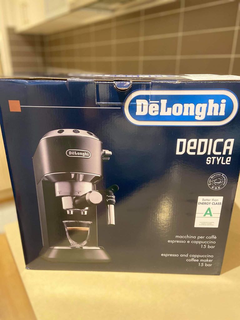 Delonghi Pump Espresso Maker Home Furniture Home Appliances Other Kitchen Appliances On Carousell
