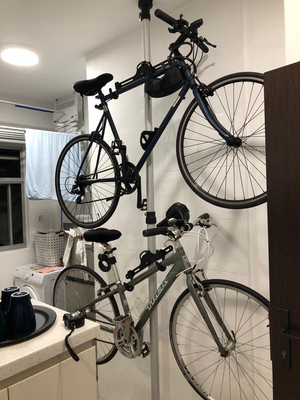 Dual bicycle tower rack store