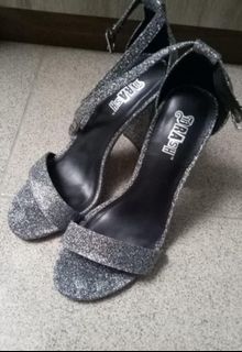 (Kategori: ) berada di . Dikirim oleh prelovedvimvi (ID iklan 1031286313, Gambar 1). Deskripsi: .