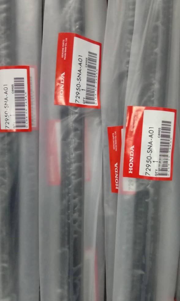 Honda door moulding for Civic FD, Auto Accessories on Carousell