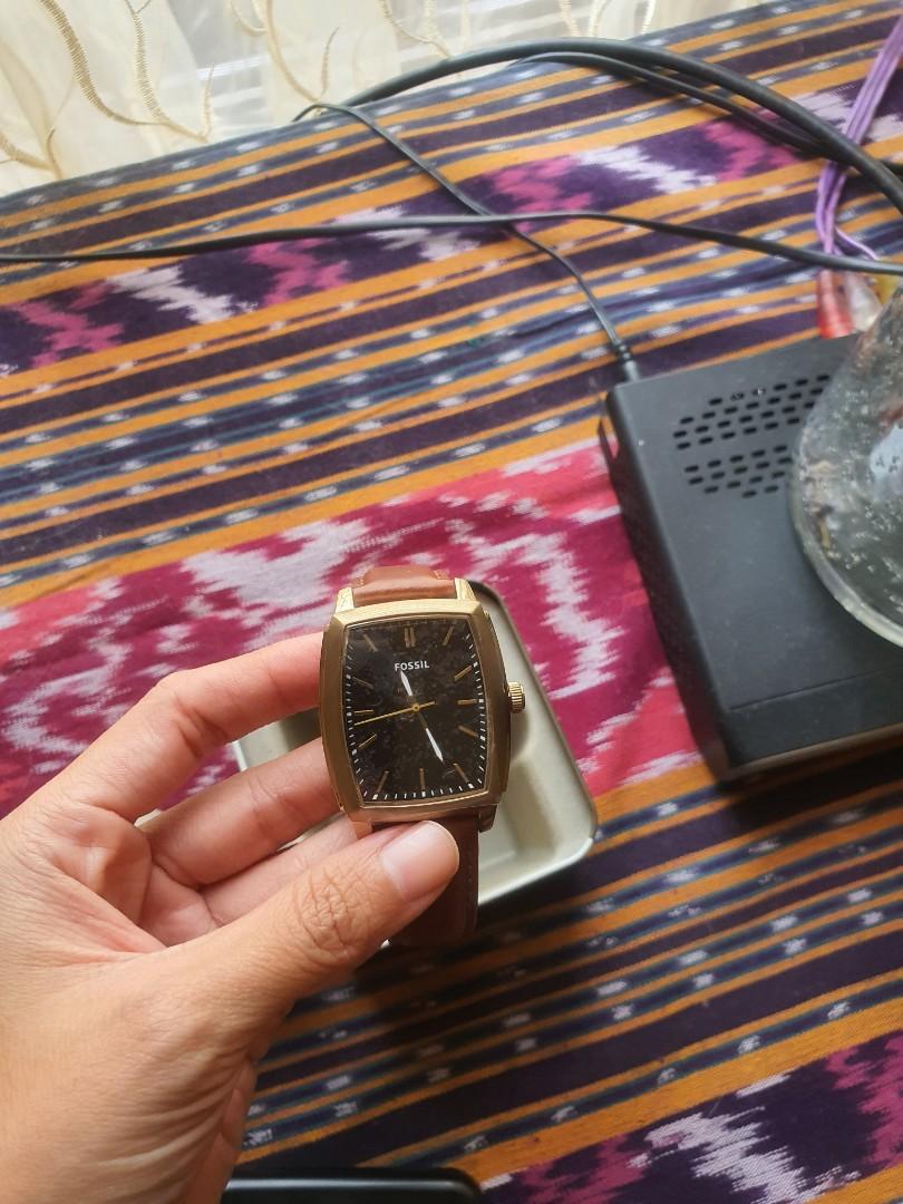Fossil bq2302 top