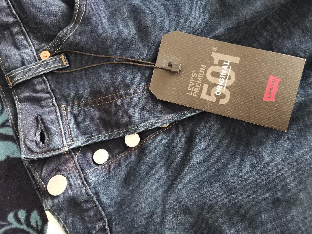 Levis 501 Original Men S Fashion Clothes Bottoms On Carousell