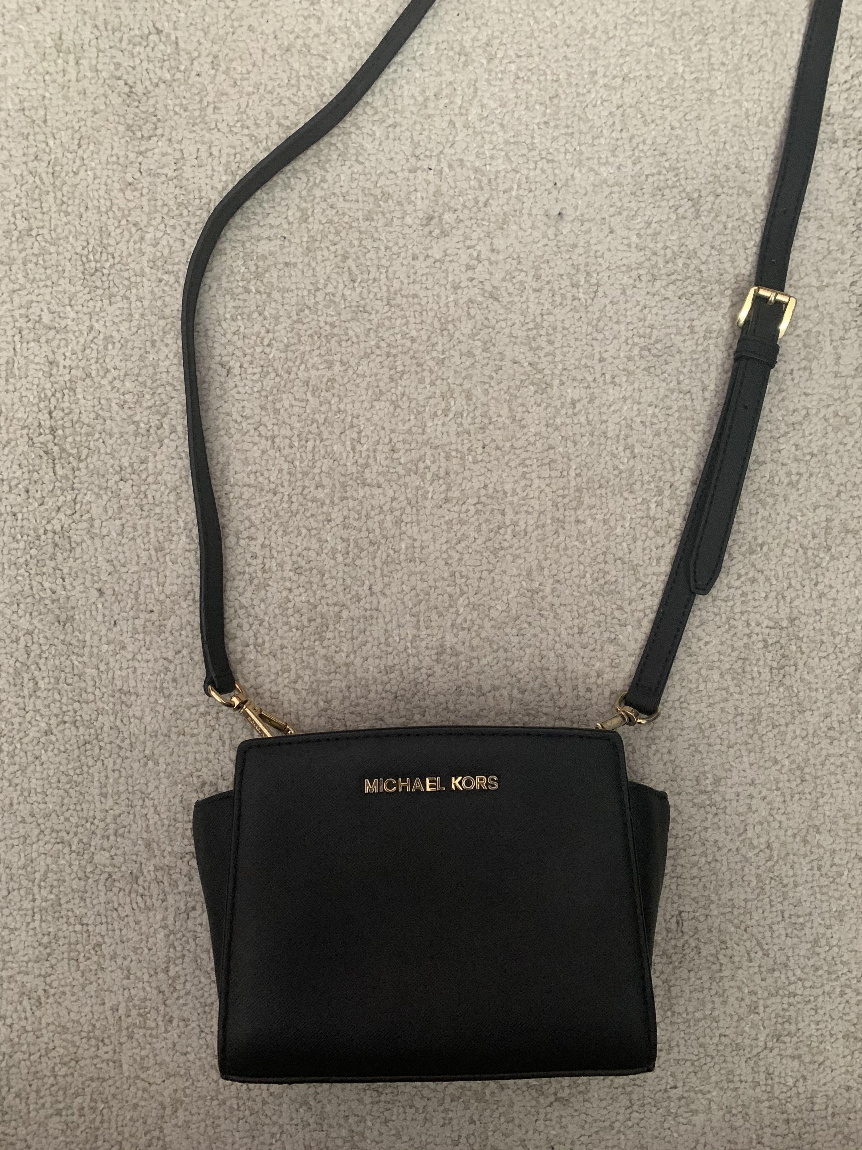 Michael Kors Selma Mini, Women's Fashion, Bags & Wallets, Crossbody