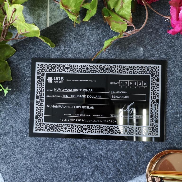 Mockup Cheque with Frame Design , Everything Else on Carousell