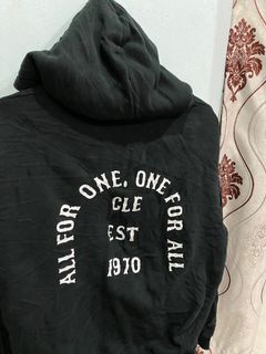 (Category: ) located in . Submitted by rain_thrift (Listing ID 1031440747, Image 1). Description: .
