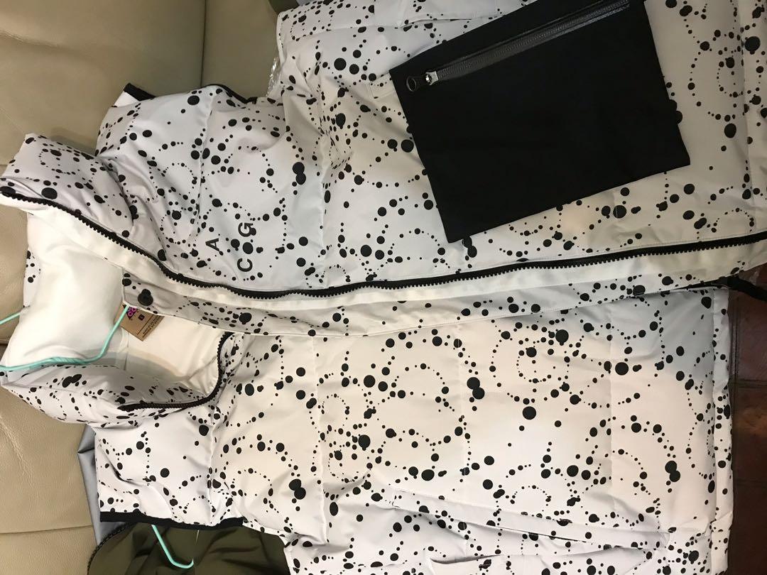 nike acg womens poncho