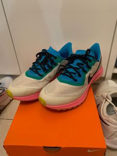 （分類：）位於 。 由 cheongho 提交（商品編號 1031436899，圖片 1）。簡介： 。