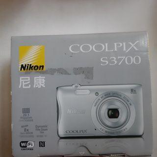 Nikon Coolpix S3700