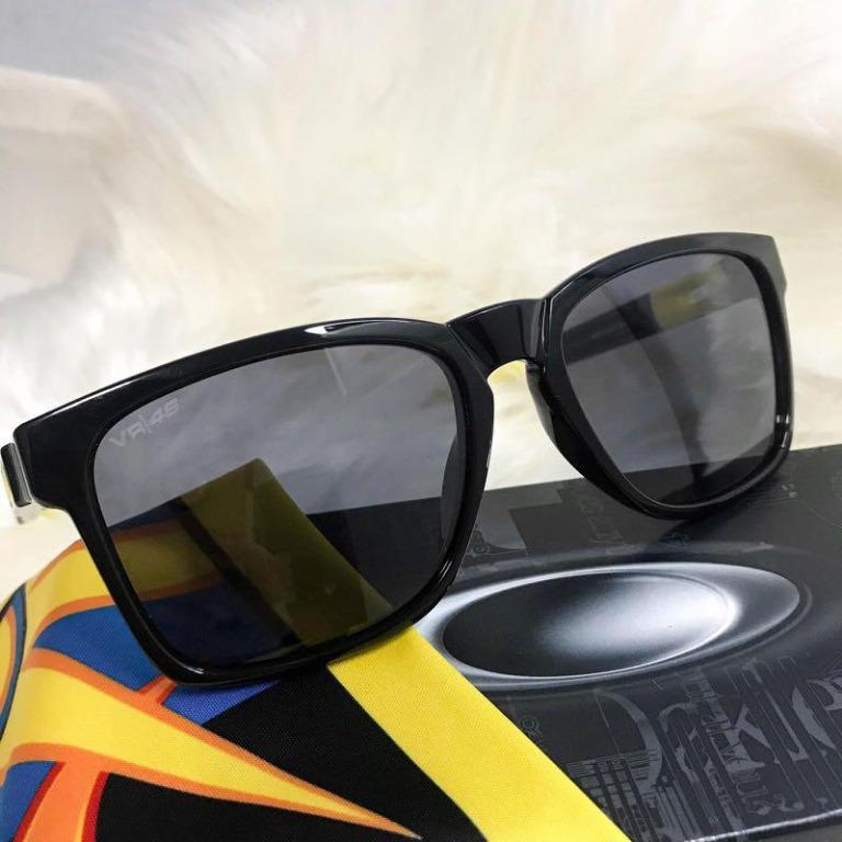 Oakley catalyst valentino hot sale rossi