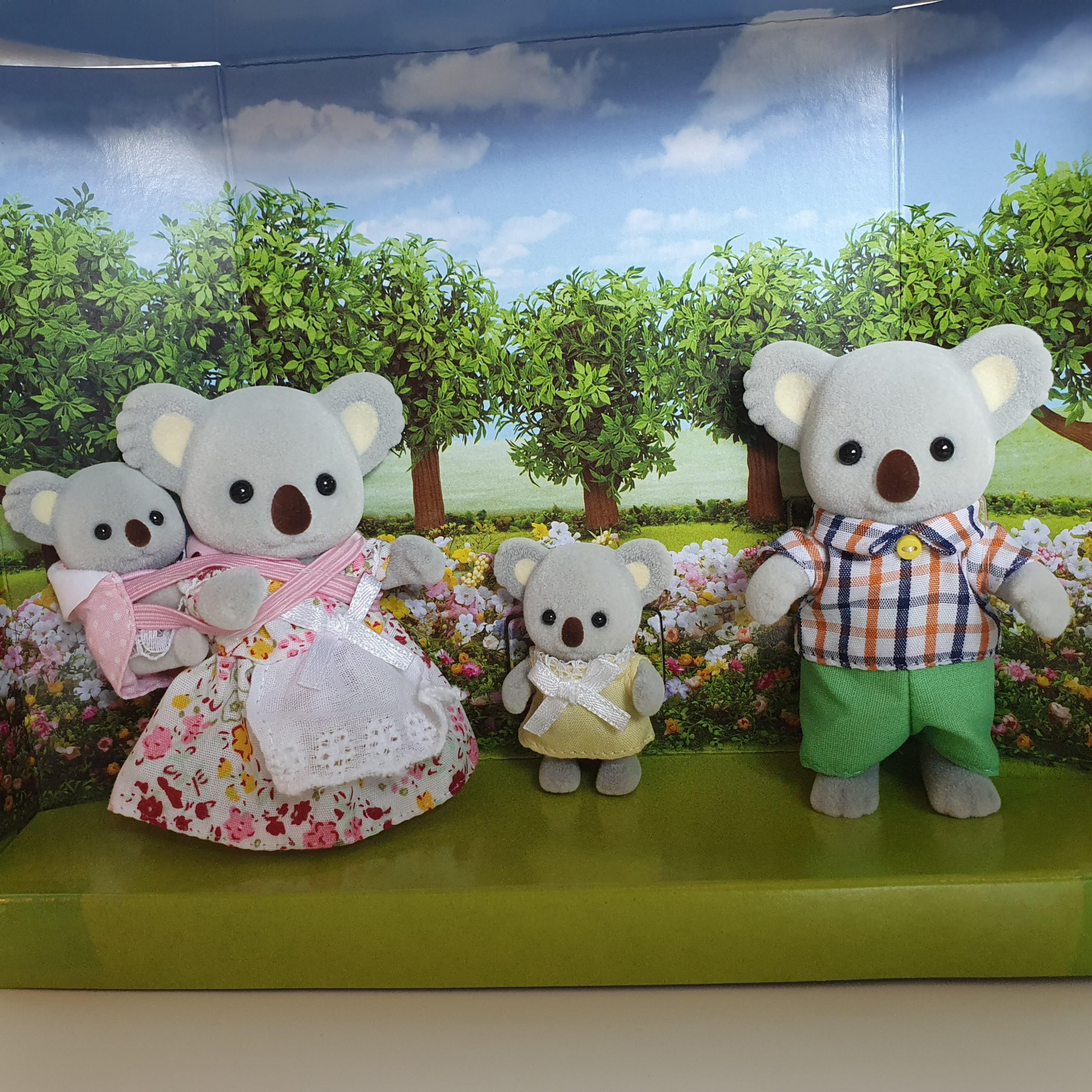 outback koala family