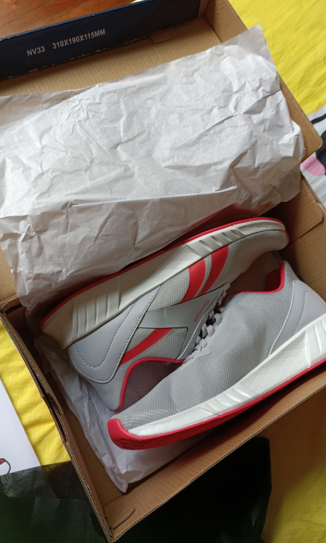 Brand new reebok sales shoes