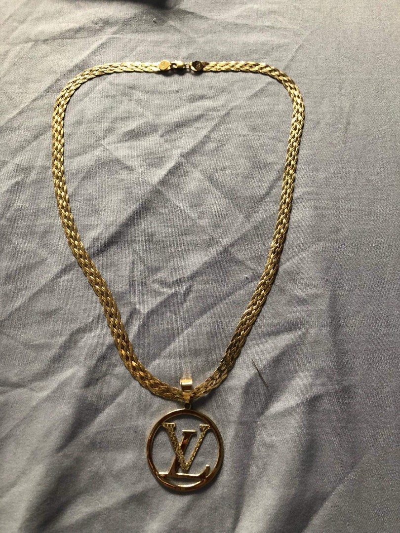 Lv gold necklace clearance