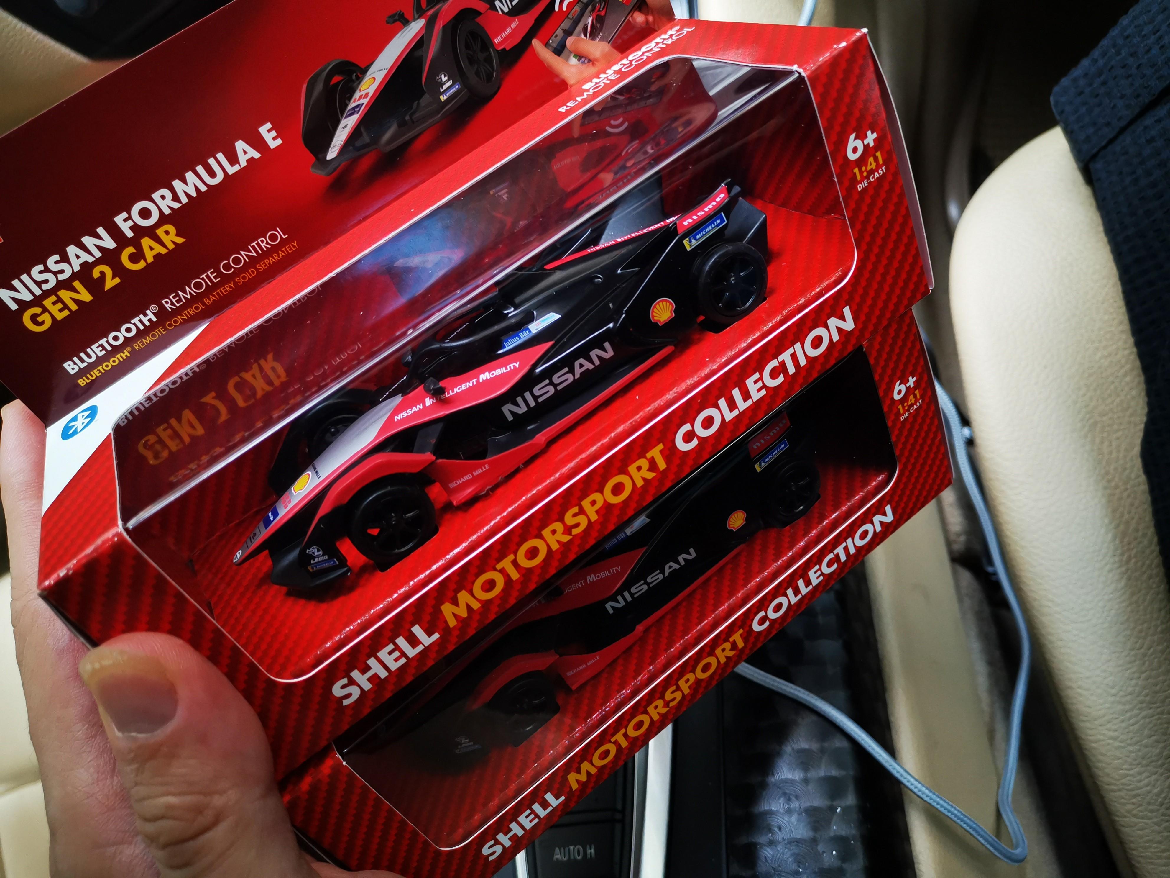Shell bluetooth rc （分類：其他周邊）位於 Hong Kong。 由 junjun3 提交（商品編號 1031287658，圖片 1）。簡介： 。