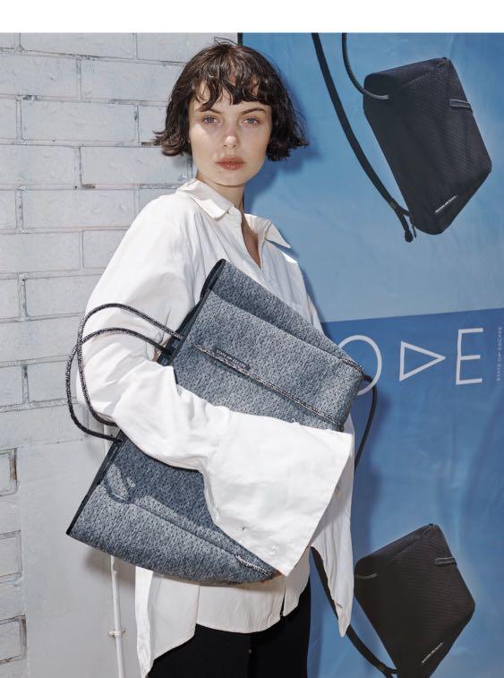 State Of Escape Bag Organiser 2024 www.alhudapk