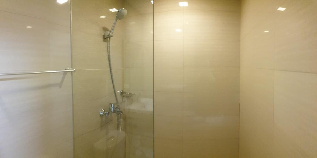 RUSH‼️The Viceroy Tower 2 with Parking Mckinley Hill Taguig, Property