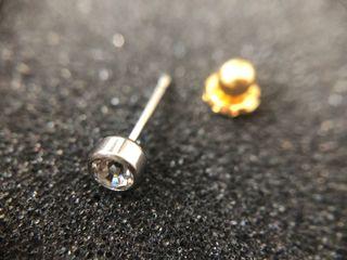 Titanium 4mm Crystal Gem Nose Stud Piercing / Inverness collection