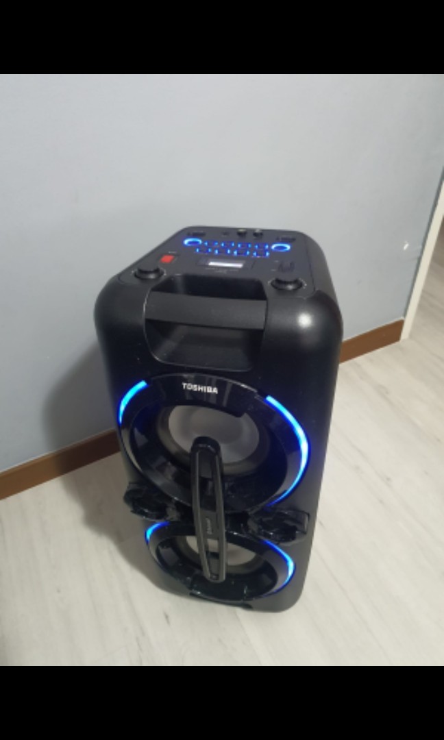 TOSHIBA BLUETOOTH SPEAKER