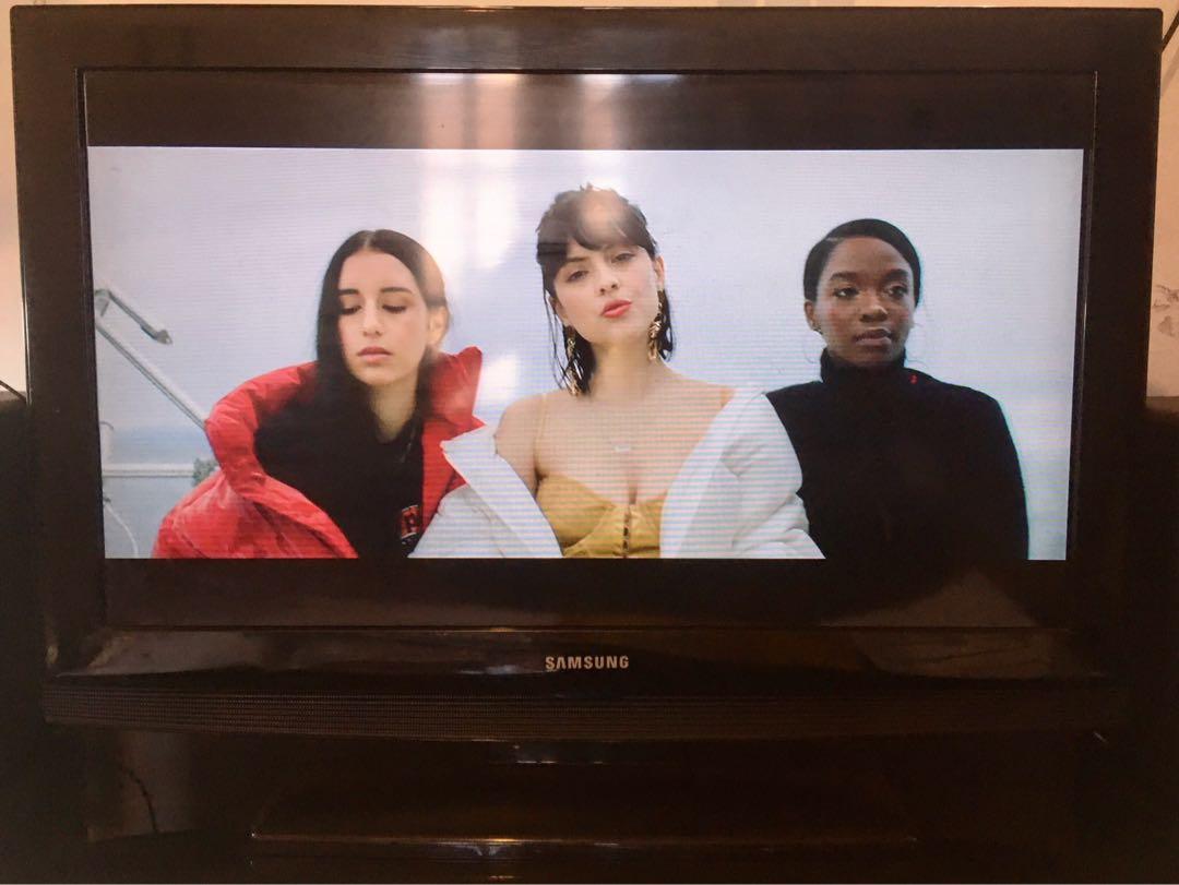 Tv Samsung Elektronik Tv Perlengkapan Hiburan Di Carousell Tv Samsung Elektronik Tv Perlengkapan Hiburan Di Carousell