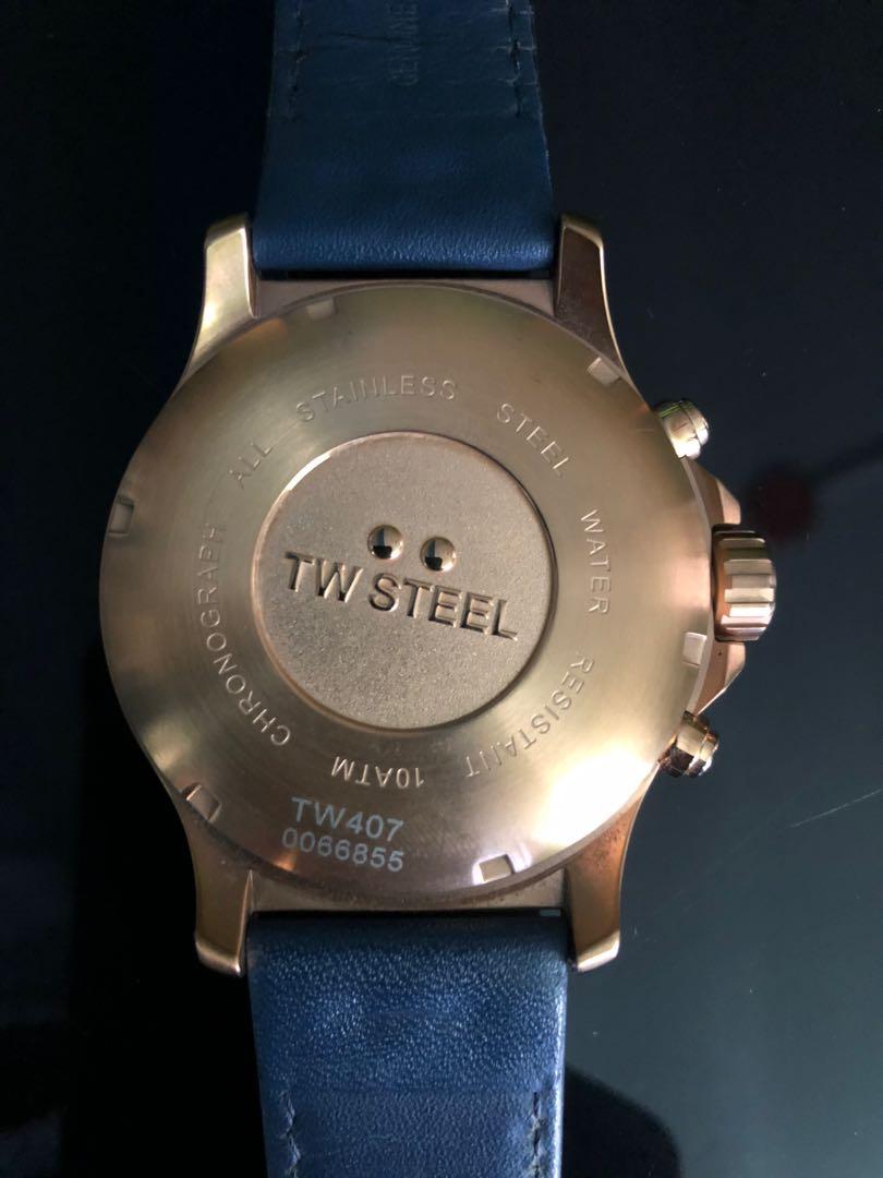 TW STEEL (Category: Men's Watches) located in Quezon City. Submitted by marky18 (Listing ID 1031265157, Image 3). Description: Authentic TW STEEL 45mm. Original price 16,500.