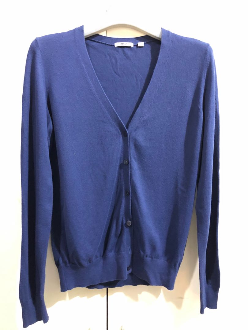 uniqlo blue cardigan