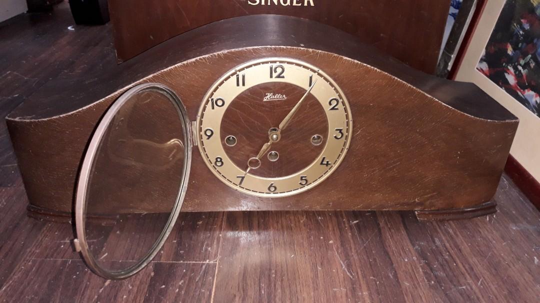 Vintage Haller Pendulum Mantle clock w/key..gd condition, Hobbies