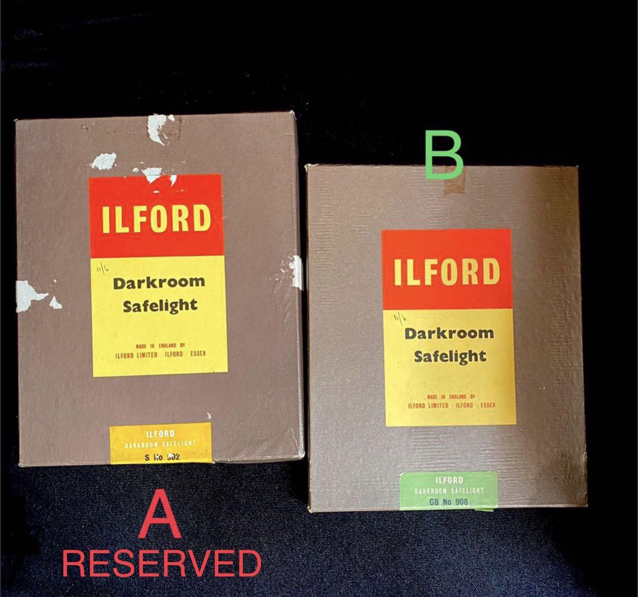 1pc Dark Room Safe Light (A or B) (Category: Lighting & Studio Equipment) located in Paranaque City. Submitted by sfairyboutique (Listing ID 1024567494, Image 1). Description: 1pc Dark Room Safe Light (A or B) -From England A. S No. 902 ( For Bromide Paper) —-RESERVED B. GN No. 908 ( For All Panchromatic Plates & Film except the slowest) 🧚‍♀️P1800 each.