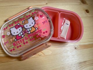 （分類：）位於 。 由 starstarmoo 提交（商品編號 1031495867，圖片 1）。簡介： 。