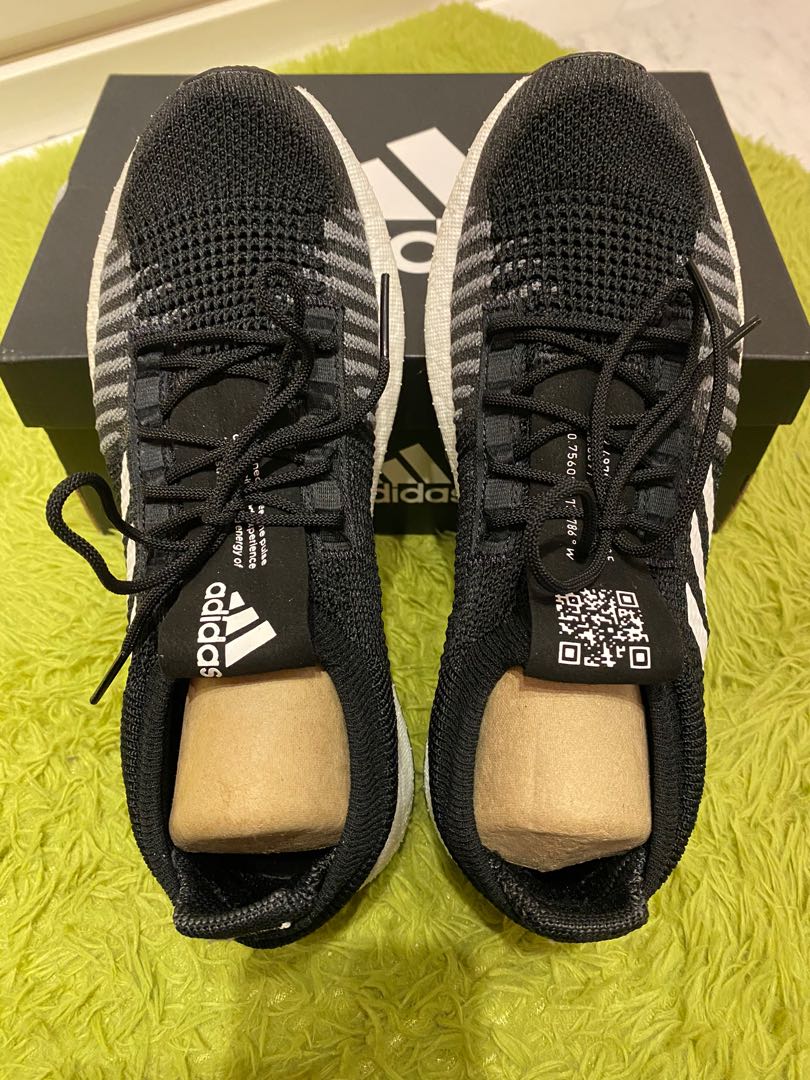 Adidas Pulseboost HD, Women's Fashion, Footwear, Sneakers on Carousell