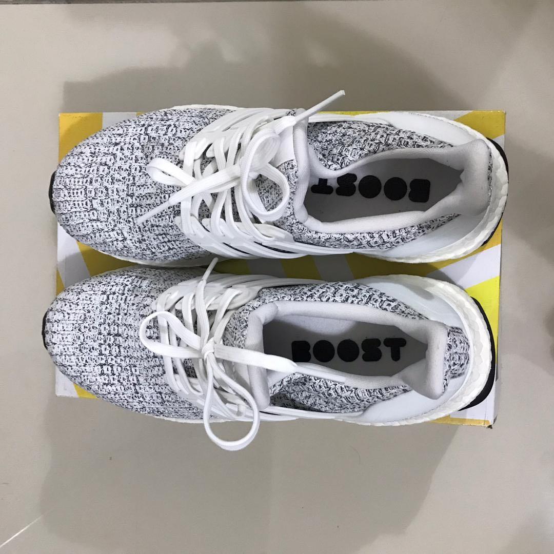 Adidas ultra boost deals 4.0 triple white zebra